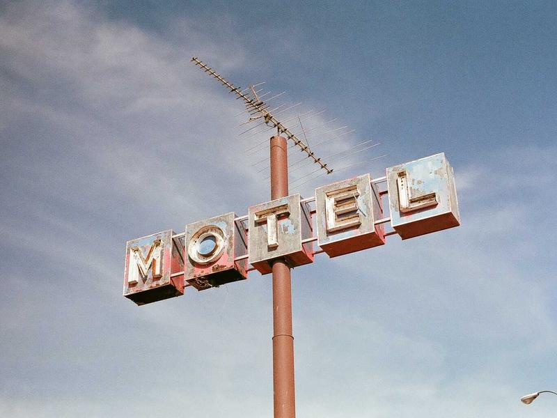 失眠飞行<br>lyf7gd.cn 凌晨三点清醒